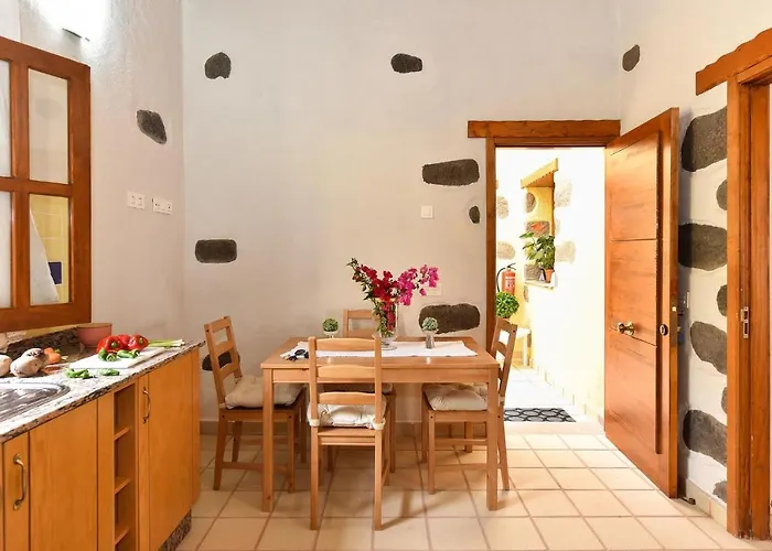Algodones With Pool By Villagrancanaria
