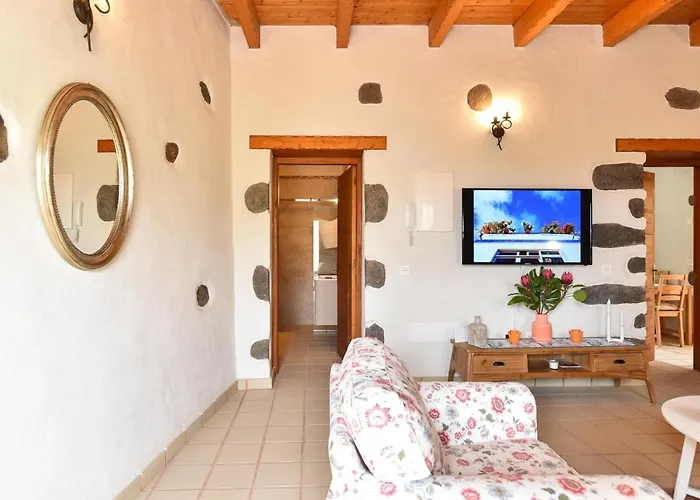 Algodones With Pool By Villagrancanaria *