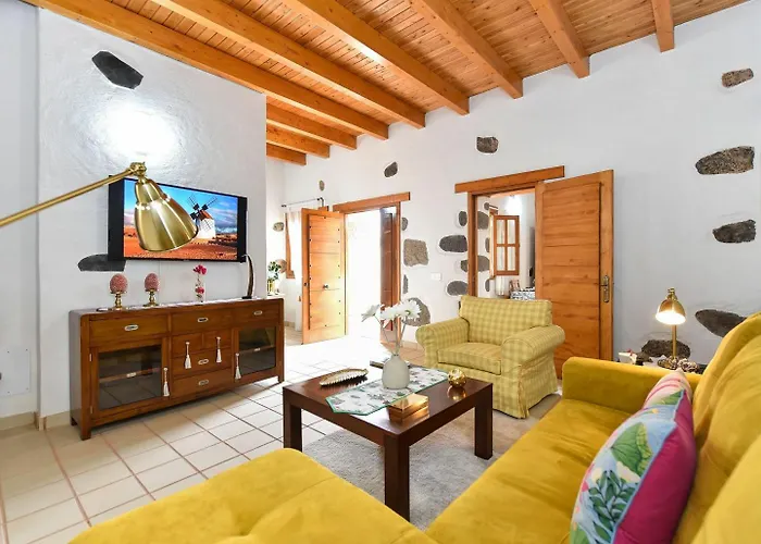 Algodones With Pool By Villagrancanaria